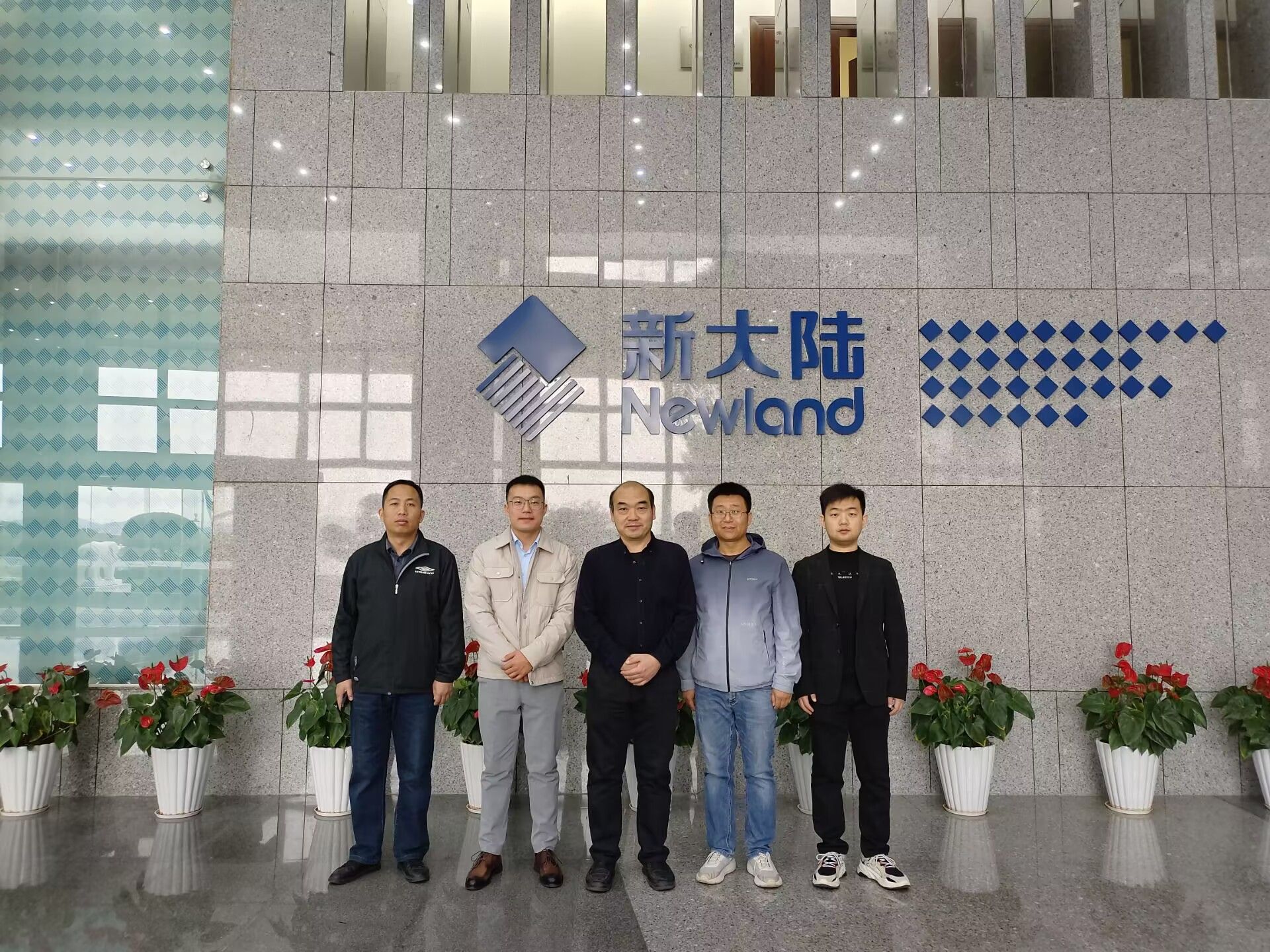 雷竞技RAYBET